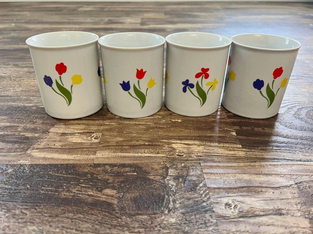 Vintage Tulip Floral Ceramic Mugs Set of 4, Cottagecore Coffee Cups, Scandi